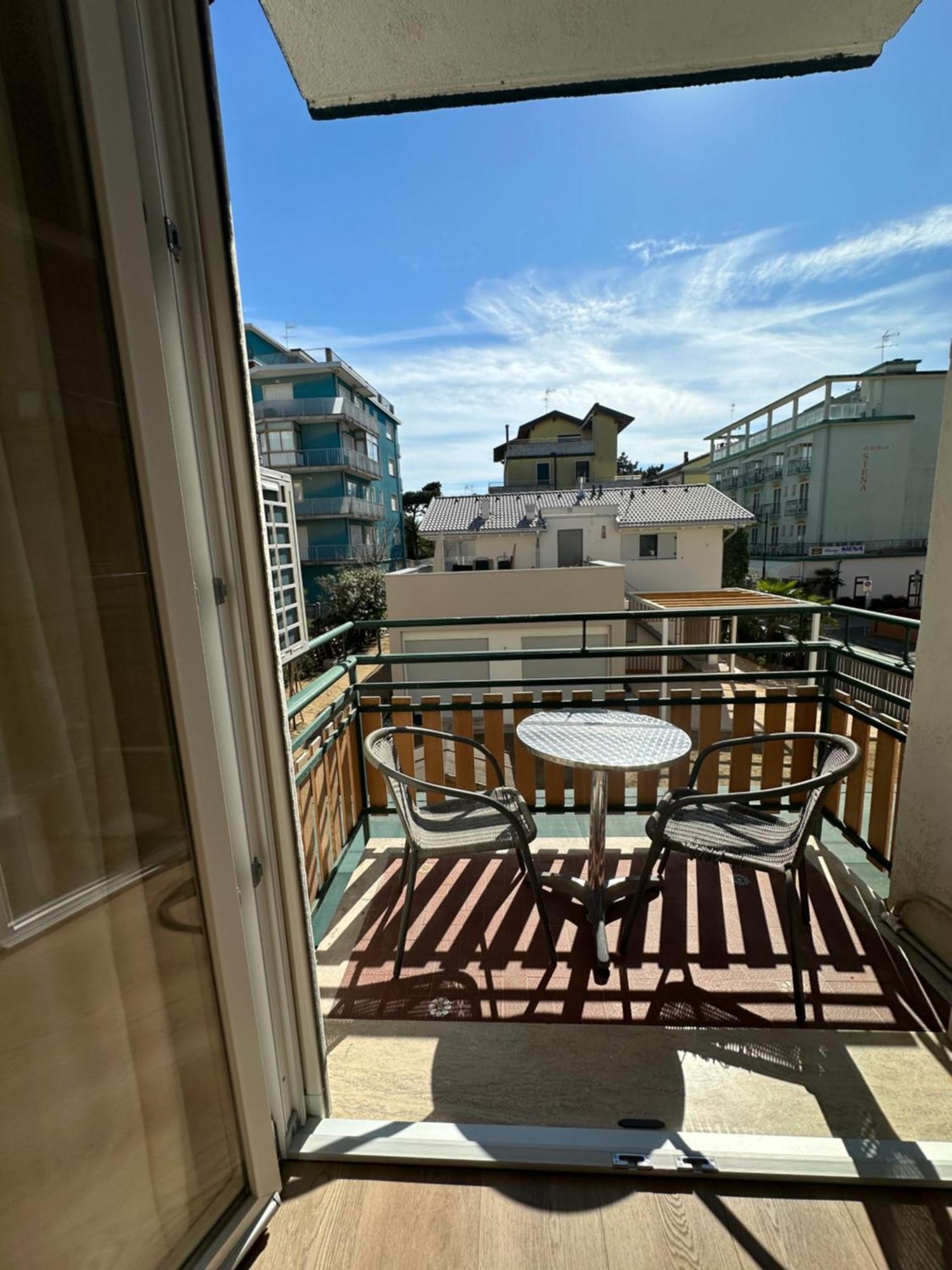 Residenza Mazzanti - Agenzia Cocal Apartamento Caorle Exterior foto